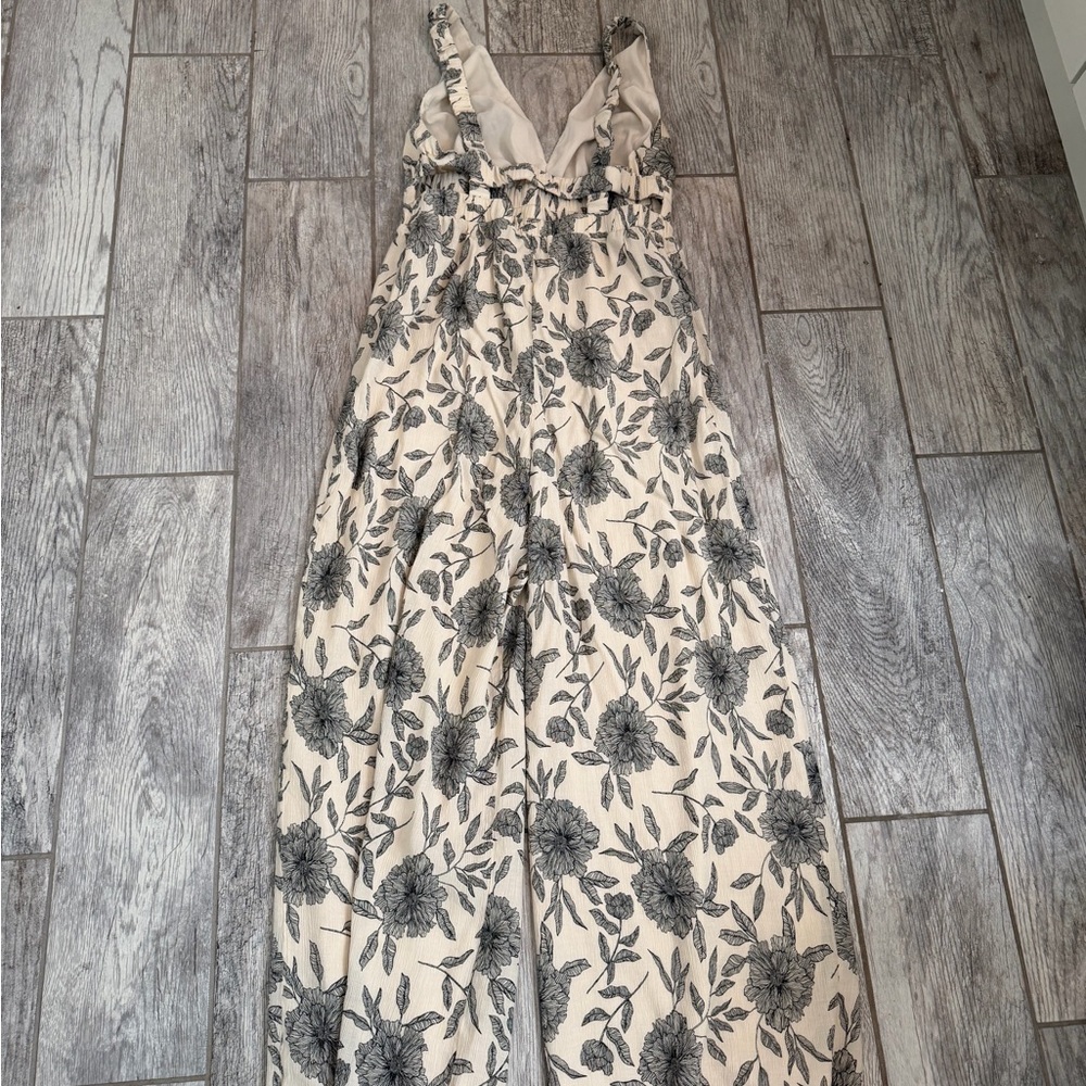 Abercrombie & Fitch Cream & Black Floral Wide-Leg Jumpsuit - Picture 5 of 7